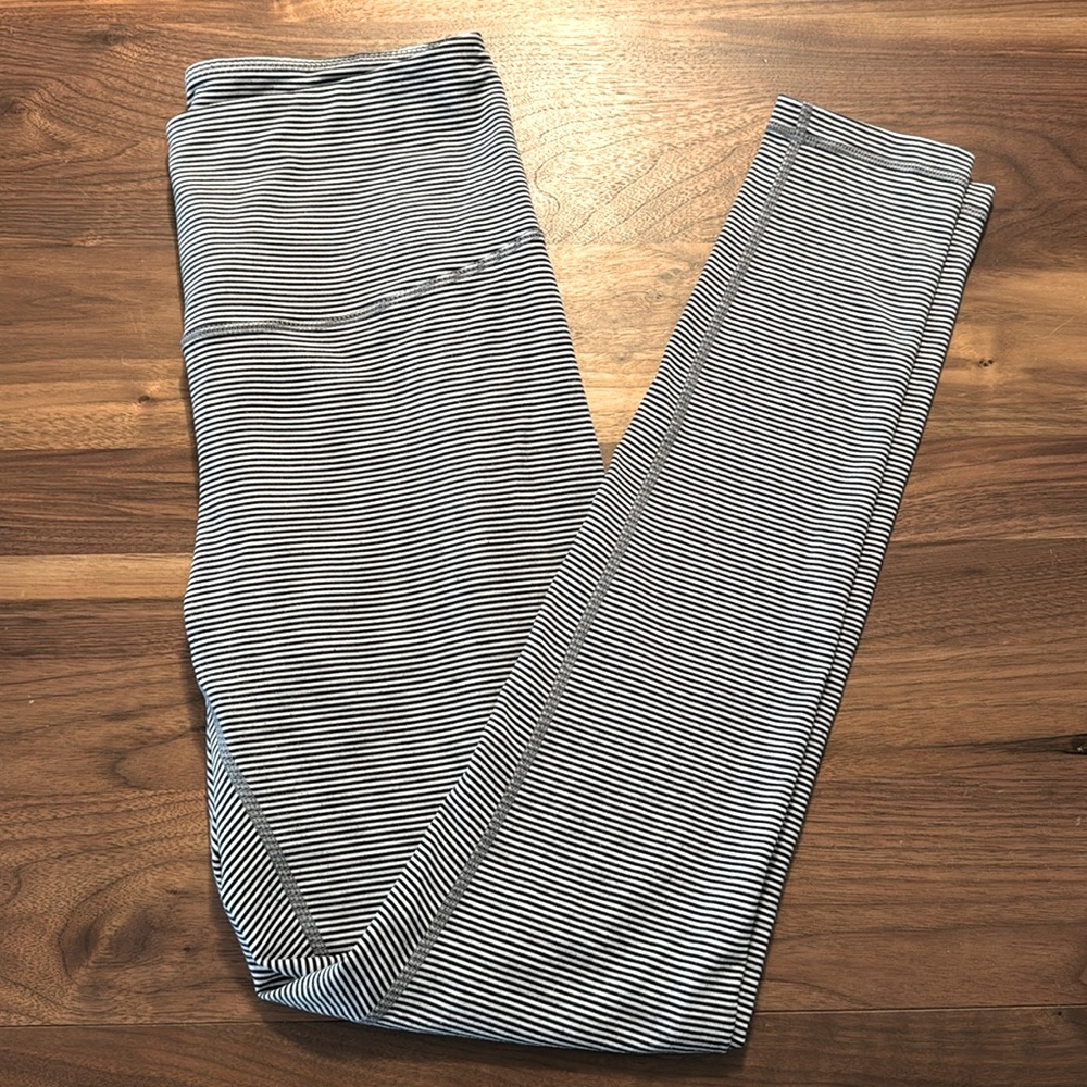 Zella High Waist Striped Leggings, size Medium